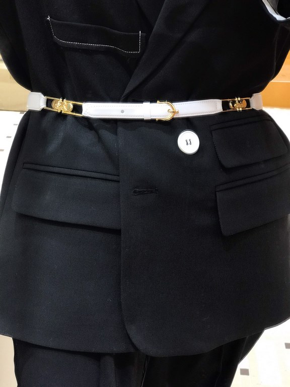 Celine - Celine mini belt, this belt is recommended for business sophisticated woman with, with dresses, coats, suit pants, on the body super high-grade, versatile self-retention models, width 1.5cm, length 75, 80, 85, 9