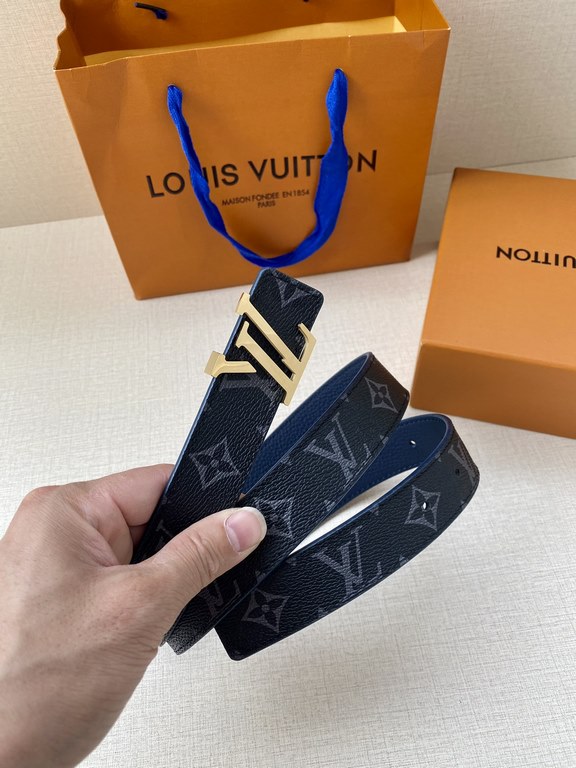 This 3.0 wide double sided LV Initiales belt in smooth cowhide leather and iconic Monogram canvas is finished with a polished LV Initiales buckle for versatile styling options that will complement your Louis Vuitton leat