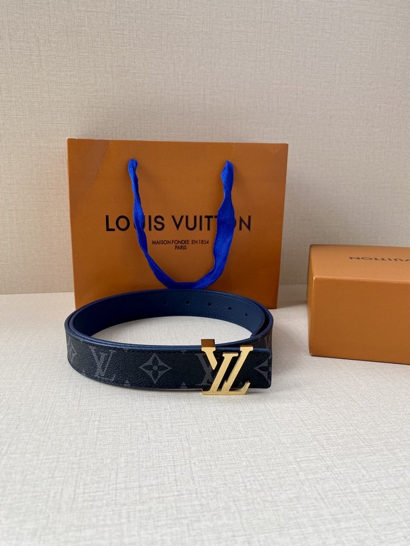 This 3.0 wide double sided LV Initiales belt in smooth cowhide leather and iconic Monogram canvas is finished with a polished LV Initiales buckle for versatile styling options that will complement your Louis Vuitton leat