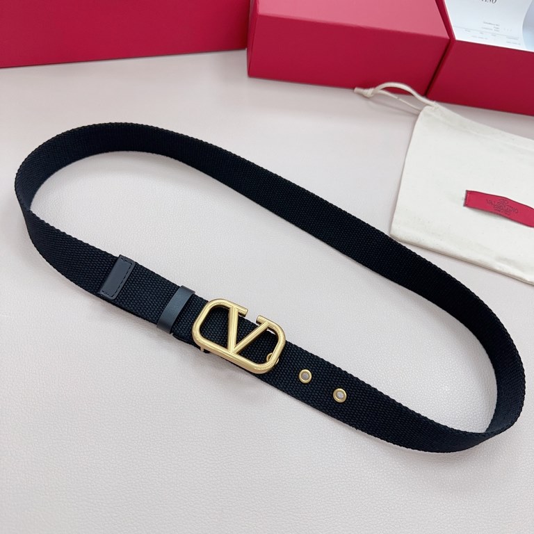 3.0cm Valentino new. Length 75.80.85.90.95.100. European size, original customized beautiful brass buckle [celebrate] [celebrate] [celebrate] [celebrate