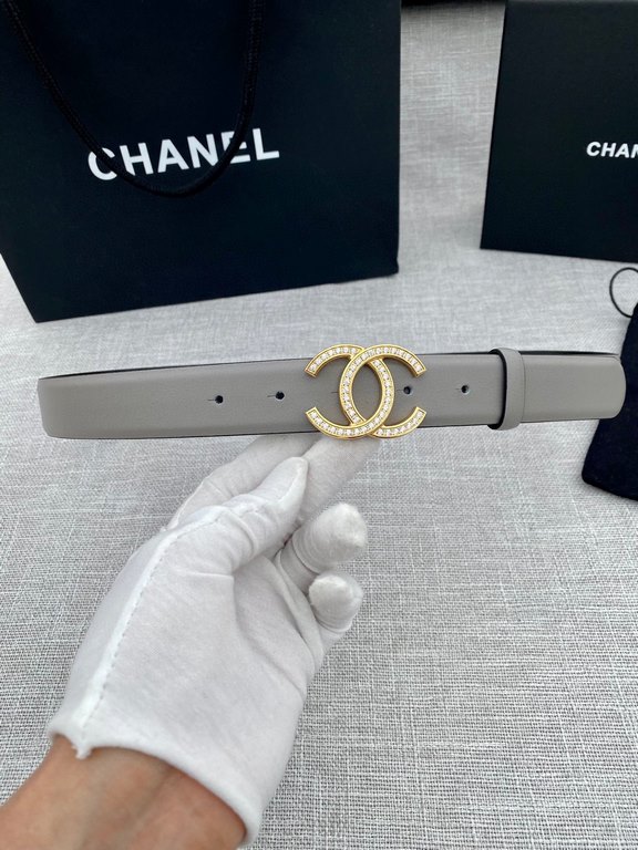 Width 3.0cm Chanel (Chanel) original touch grain cowhide support NFC chip official website link   scanning code verification, gold and silver color diamonds steel buckle.