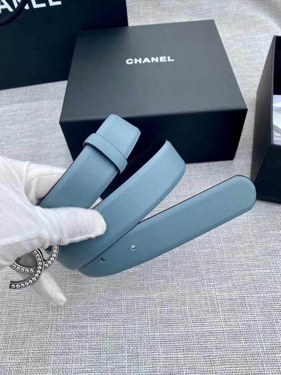 Width 3.0cm Chanel (Chanel) original touch grain cowhide support NFC chip official website link   scanning code verification, gold and silver color diamonds steel buckle.