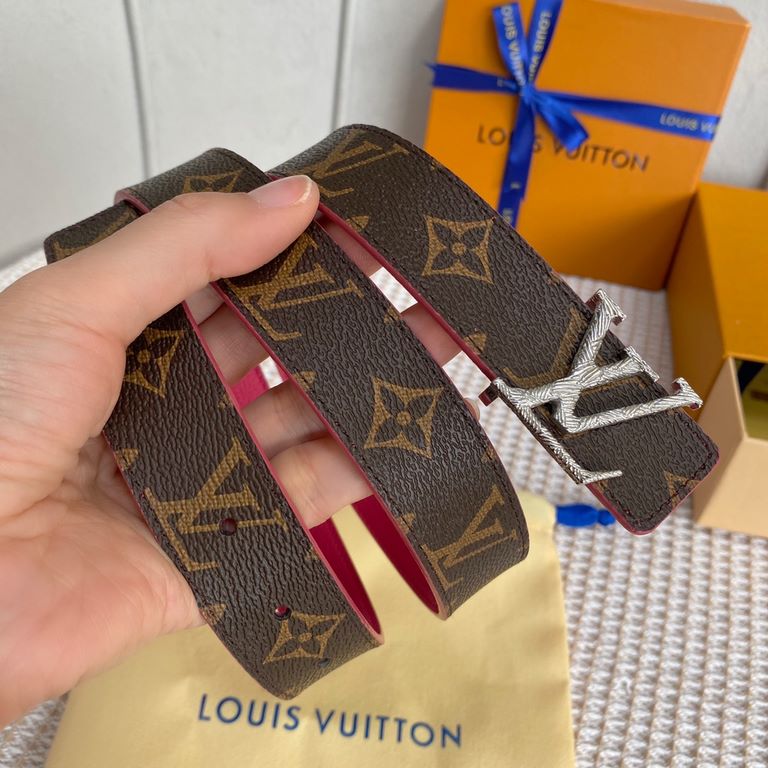 Comes with a full set of gift boxLOUIS VUITTON Louis Vuitton Overseas purchased original genuine Made in Spain - Classic reversible design, one for two Mon organ canvas leather belt, imported calfskin lining, shiny palla