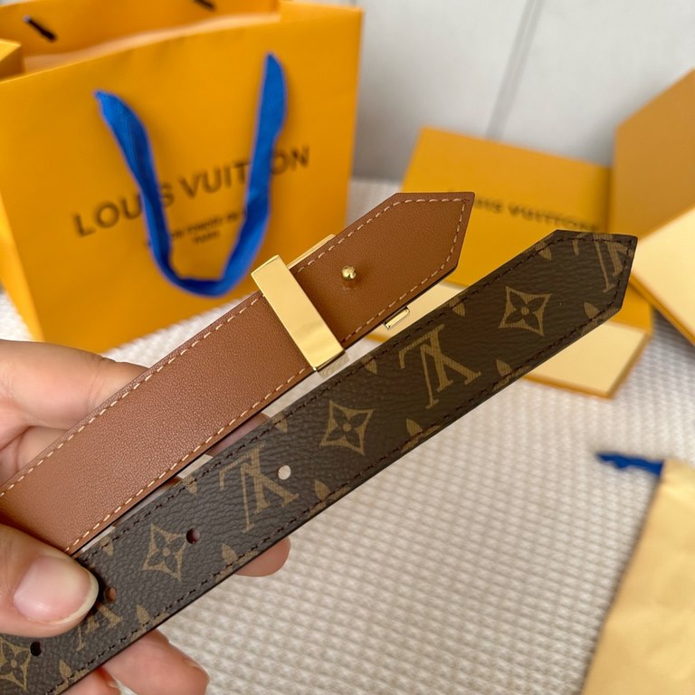 Lv pyrmide Truck L OEiI reversible belt 】 Donkey ladies   belt width 2.5cm Classic color coffee flower   calf leather plain bottom with new flower interlocking buckle can be worn on both sides of the fashionable and gene