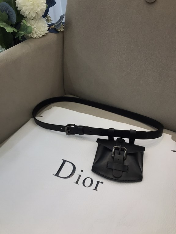 ～Dior women's designer models belt fanny pack ~ 18MM. gun buckle hardware belt smooth delicate leather, with the effect of super good-looking turnover rate of 100 percent on the body, all yards. Number NPJ-2-3081