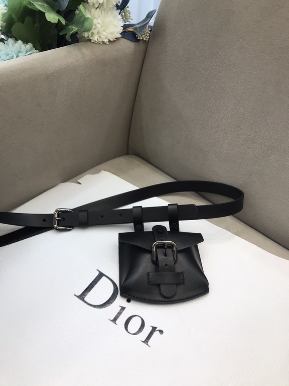 ～Dior women's designer models belt fanny pack ~ 18MM. gun buckle hardware belt smooth delicate leather, with the effect of super good-looking turnover rate of 100 percent on the body, all yards. Number NPJ-2-3081