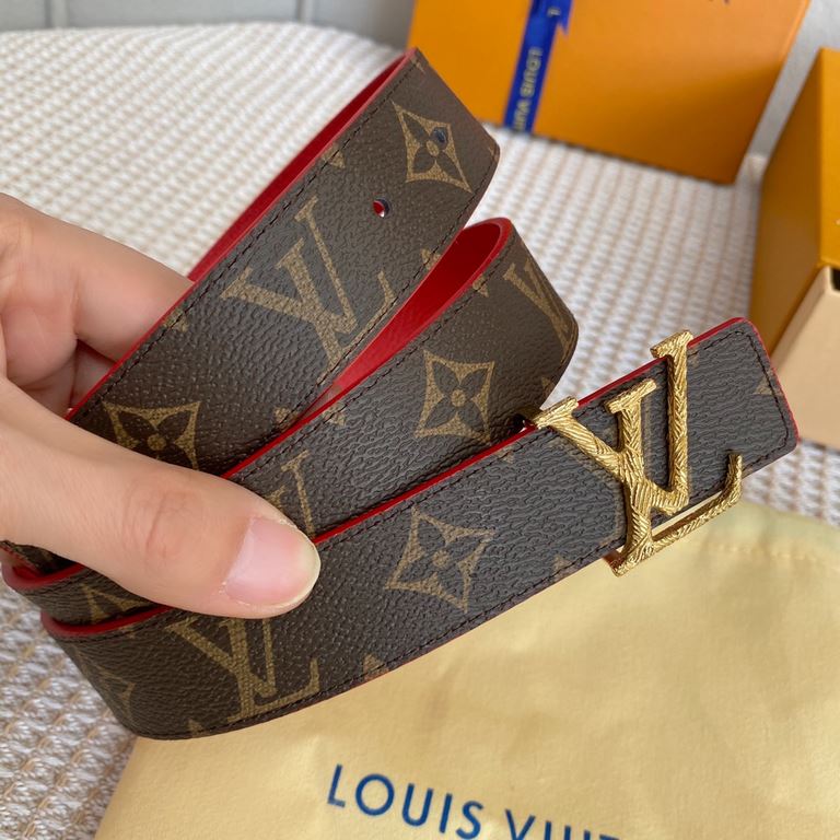 Comes with a full set of gift boxLOUIS VUITTON Louis Vuitton Overseas purchased original genuine Made in Spain - Classic reversible design, one for two Mon organ canvas leather belt, imported calfskin lining, shiny palla