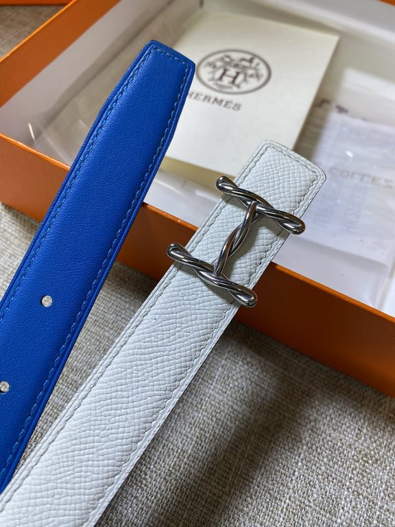 ~ Hermes new synchronized update, the original single generation purchase level, 24mm Belt body both sides of the imported original first-layer cowhide, pure steel new original buckle, the belt can be used on both sides 