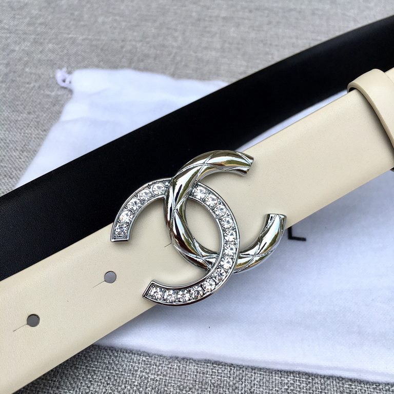 Women's belt Xiang-naire-er counter in the sale of explosive models      Thank you for the customer feedback real picture, top goods See for yourself the details 3.0CM