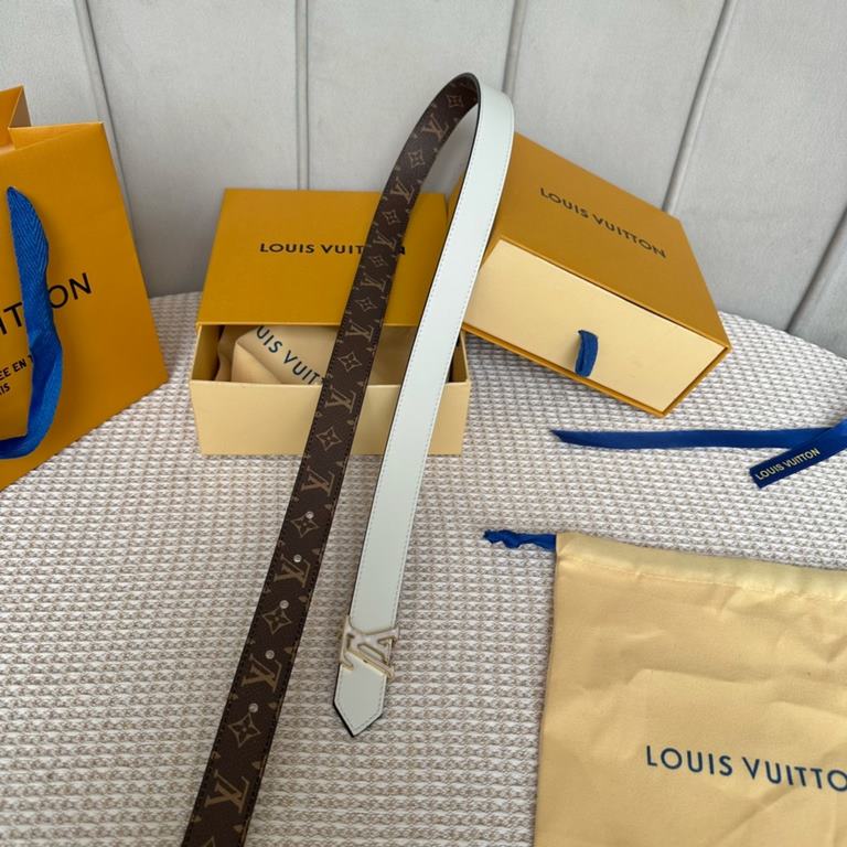 Lv pyrmide Truck L OEiI reversible belt 】 Donkey ladies   belt width 2.5cm Classic color coffee flower   calf leather plain bottom with new flower interlocking buckle can be worn on both sides of the fashionable and gene