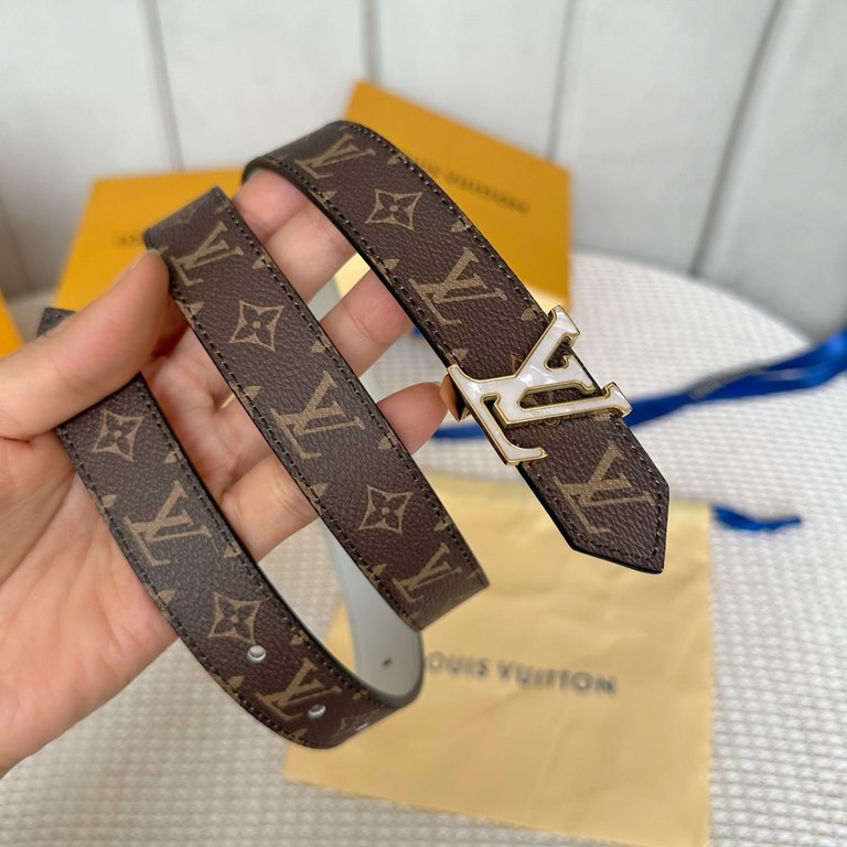 Lv pyrmide Truck L OEiI reversible belt 】 Donkey ladies   belt width 2.5cm Classic color coffee flower   calf leather plain bottom with new flower interlocking buckle can be worn on both sides of the fashionable and gene