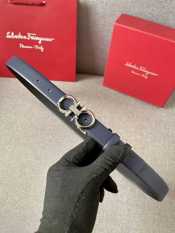 With a full set of packing gift box  Ferragamo women's double-sided imported calfskin head belt with 8 word boutique buckle, 2.5cm support NFC