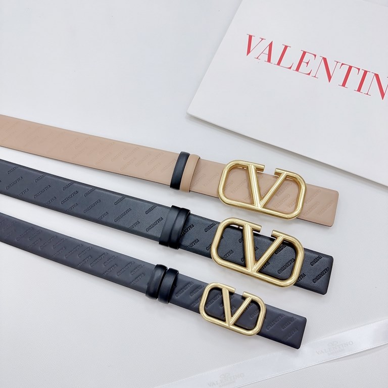 4.0cm Valentino counter new. Double-sided head layer cowhide. Length 75.80.85.90.95.100.105.110 European yards, the original customized drill buckle [celebrate] [celebrate] [celebrate] [celebrate