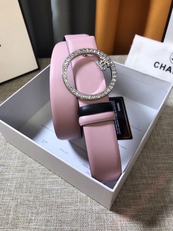 Chanel - CHANEL   new synchronization, the original single generation purchase level, 3.0cm The belt body on both sides of the use of imported original first layer calfskin, steel hand-set diamonds buckle, the belt body 