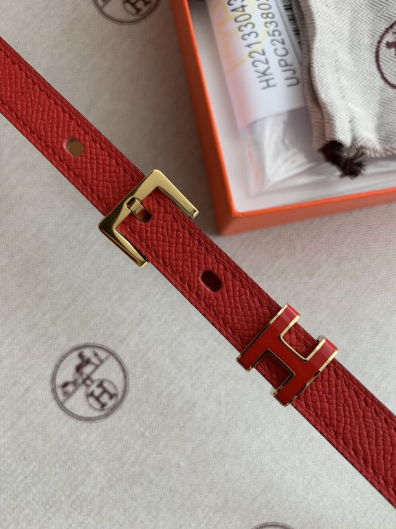 Hermès POP-H Hermès POP-H series, red color, gold brown on the reverse side, belt and enamel buckle, perfect combination, can be used as a belt and waist seal, thin belt 1.5cm, small, beautiful, better than the previous 