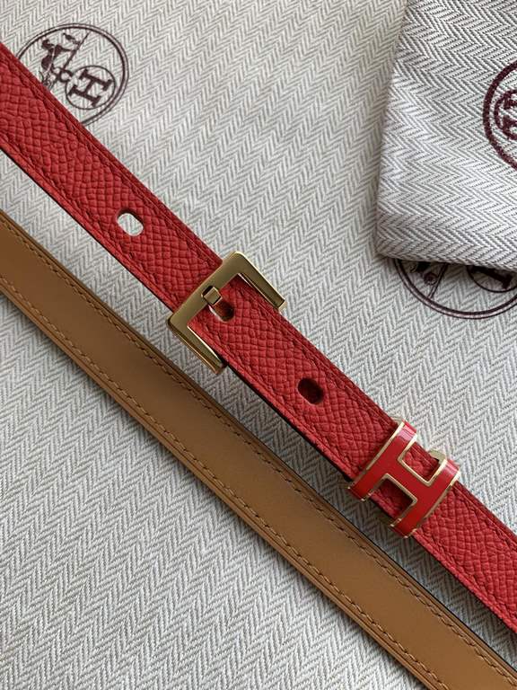 Hermès POP-H Hermès POP-H series, red color, gold brown on the reverse side, belt and enamel buckle, perfect combination, can be used as a belt and waist seal, thin belt 1.5cm, small, beautiful, better than the previous 