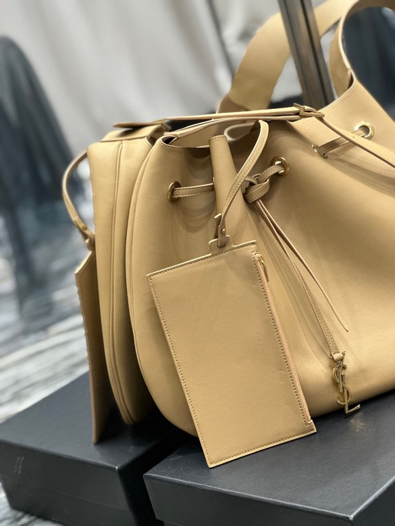 [In-stock]Flat Hobo bag_Y's Full Leather Drawstring BagShoulder Bag All leather design of this simple bag has a more sophisticated sense of fashionable special ~ drawstring very  , the first look on the second was plante