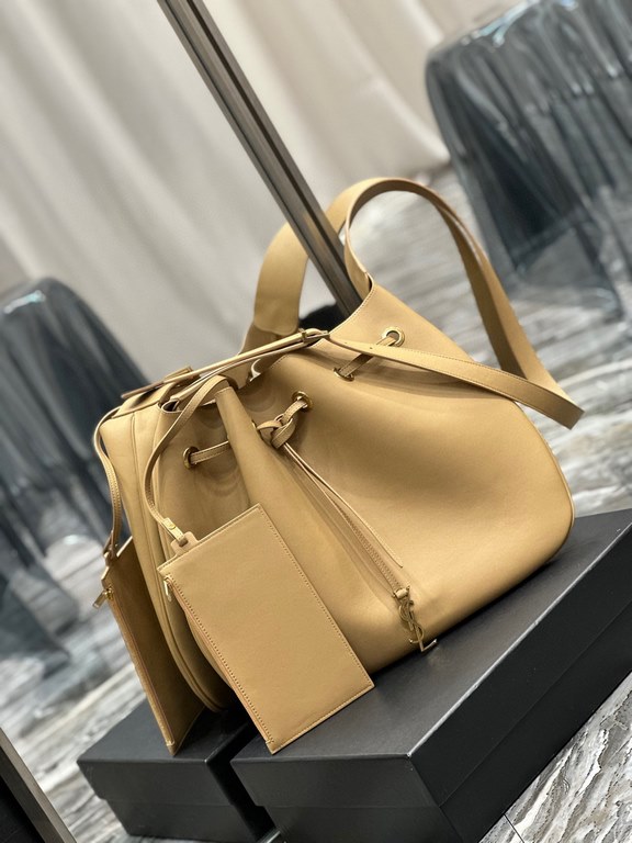 [In-stock]Flat Hobo bag_Y's Full Leather Drawstring BagShoulder Bag All leather design of this simple bag has a more sophisticated sense of fashionable special ~ drawstring very  , the first look on the second was plante