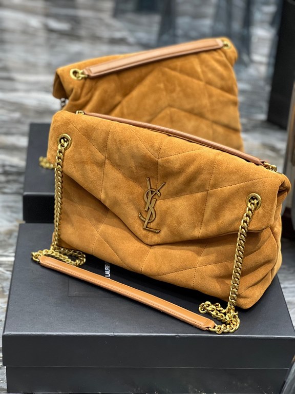 [In stock in secondsEarth Gold Buckle Frosted Model-               _ quilted lambskin bag, 100% lambskin production, soft and delicate feel, as if embracing the clouds   like feeling; classic Y family logo, chain and gro