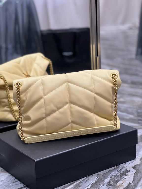 [In stock in secondsLight yellow with gold buttons-               _ quilted lambskin bag, 100% lambskin production, soft and delicate feel, as if embracing the clouds   like feeling; classic Y family logo, chain and grom