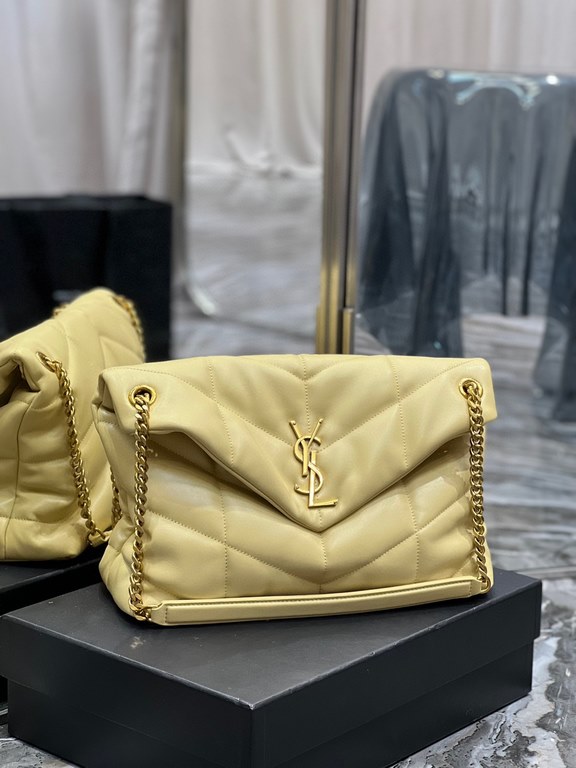 [In stock in secondsLight yellow with gold buttons-               _ quilted lambskin bag, 100% lambskin production, soft and delicate feel, as if embracing the clouds   like feeling; classic Y family logo, chain and grom