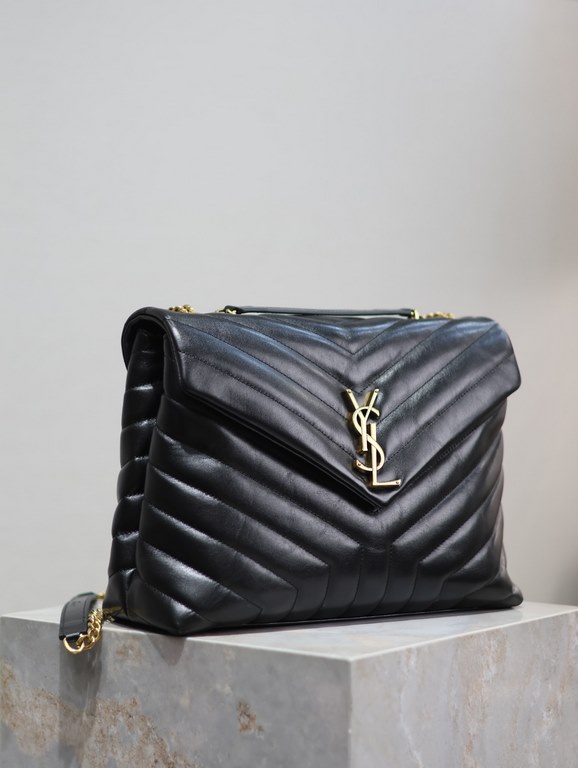 Loulou 32cm-Black with Gold BuckleY family classic explosive models! The most practical and versatile, imported Italian cowhide leather carefully crafted, feel great! The bag is ultra-light weight, no sense of burden, co