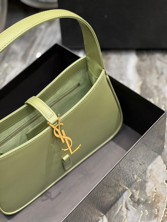 [In stock in seconds][Original Leather]   avocado green plain_SpringSummer 2022 New Underarm Bag Le5A7 BagStrongly recommend   one of this year's treasure bags! Minimalist shape   metal logo Buckle closure design Adjusta