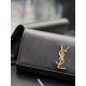 Classic Kate_ClutchBlack with plain gold buckleClassic flap clutch    very representative of the metal logo logo, imported South African cowhide, simple metal decorations, the overall low-key exquisite and versatile, han