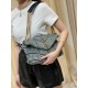 Denim with black full leather shoulder strap_The limited denim line of bags is just so seedy! Chic and casual.