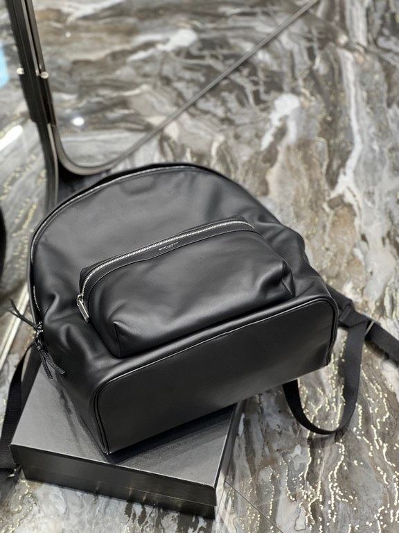 [In stock in seconds]  Shoulder bag arrived _ full leather modelsCounter limited launch Crafted to create this backpack, imported Italian cowhide, full leather models are very texture, very light and convenient, practica