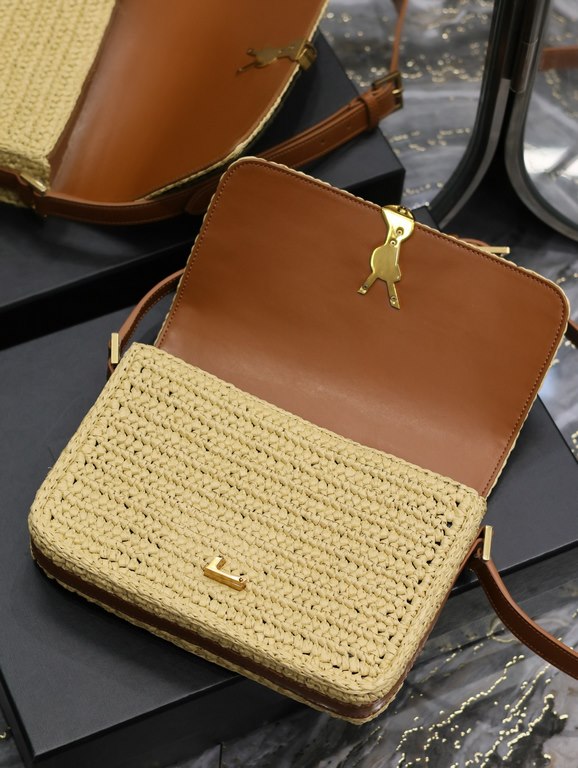 straw woven bag fast fallSOLFERINO BOX_Weaving bag to la~!Full of artistic atmosphere , Raffia grass weaving is very solid, super texture, French lazy wind, daily with private clothes will not be wrong single product, im