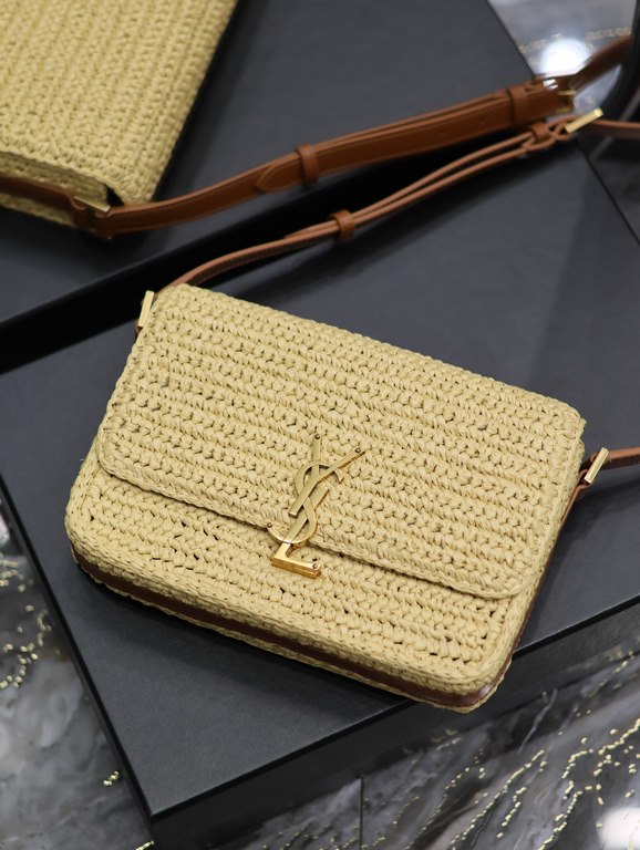 straw woven bag fast fallSOLFERINO BOX_Weaving bag to la~!Full of artistic atmosphere , Raffia grass weaving is very solid, super texture, French lazy wind, daily with private clothes will not be wrong single product, im