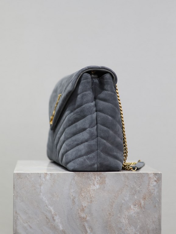 Loulou 32cm-Dark Gray FrostedY family classic explosive models! The most practical and versatile, imported Italian cowhide leather carefully crafted, feel great! The bag is ultra-lightweight, not the slightest sense of b