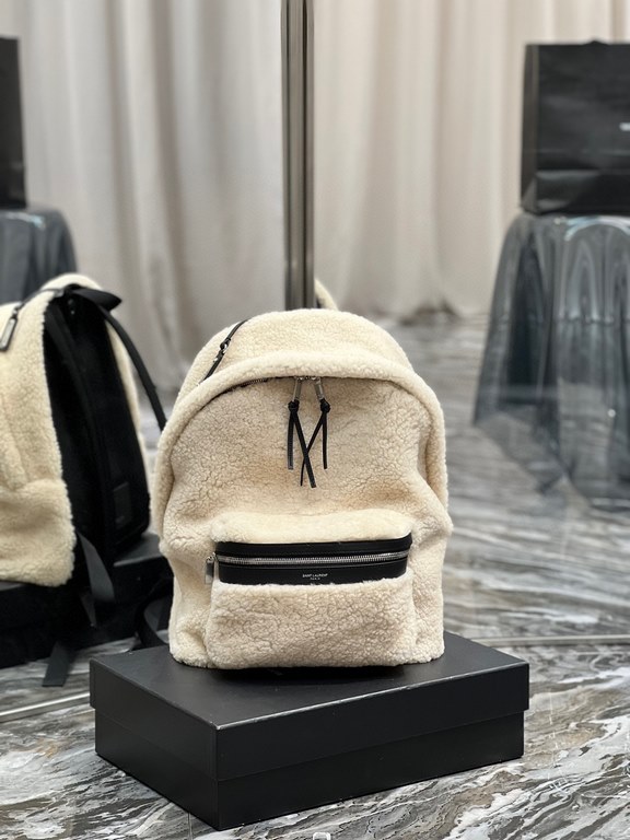 [In stock in seconds] Shoulder bag arrived_Small size lamb's woolThe feeling of fall and winter to la ~ fur one warm!Counter limited launch Crafted to create this backpack, imported Italian lamb's wool, very obvious text