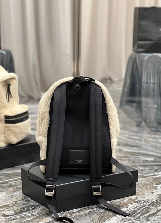 [In stock in seconds] Shoulder bag arrived_Small size lamb's woolThe feeling of fall and winter to la ~ fur one warm!Counter limited launch Crafted to create this backpack, imported Italian lamb's wool, very obvious text