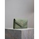 Avocado Green Gold Button Caviar _woc small size envelope bag is coming, when it comes to envelope bag, this one from Y family must have the name! The whole bag is made of Italian cowhide leather with a three-dimensional