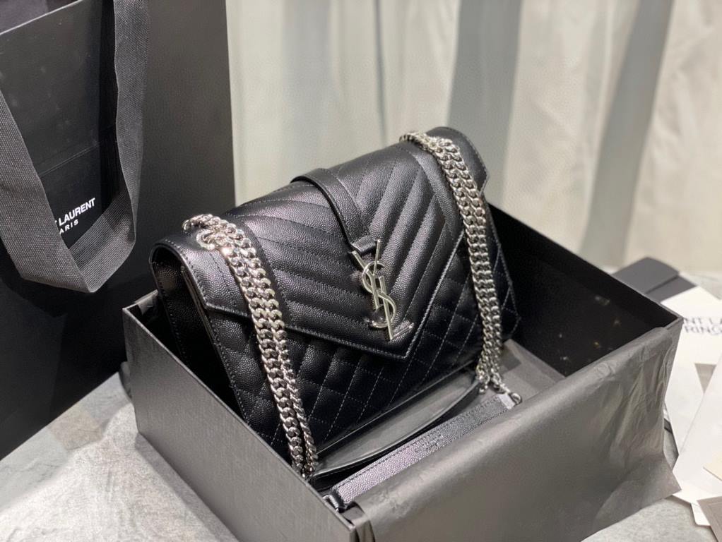 [In stock in seconds]#        #[Original leather version#Black with silver buckles#Medium Grain Embossed Quilted Leather Envelope BagClassic is timeless, the beauty of the heavenly V grain quilted diamond caviar pattern,