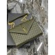 [In stock in seconds]#Envelope# olive green with gold buckleLarge grained embossed quilted leather envelope bagClassic is timeless, the beauty of the V grain quilted diamond caviar pattern, Italian cowhide leather with e