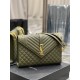 [In stock in seconds]#Envelope# olive green with gold buckleLarge grained embossed quilted leather envelope bagClassic is timeless, the beauty of the V grain quilted diamond caviar pattern, Italian cowhide leather with e