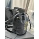 [In Stock Seconds＜Black＞ RIVE GAUCHE new embroidery with cowhide drawstring bucket bagFollowing the RIVE GAUCHE series is another value explosion Bucket bag shape with drawstring design, the front is decorated with the c