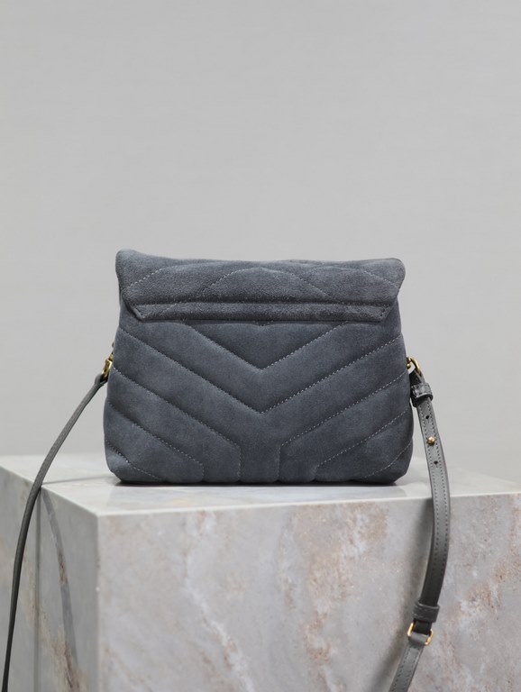 Loulou 20cm-Dark Gray FrostedY family classic explosive models! The most practical and versatile, imported Italian cowhide leather carefully crafted, feel great! The bag is ultra-lightweight, not the slightest sense of b