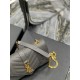 [In stock in seconds]#Envelope# Gray with Gold BuckleSmall grained embossed quilted grain leather envelope bagClassic is timeless, the beauty of the V grain quilted diamond caviar pattern, very wear-resistant, Italian co