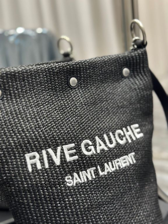 [In stock in seconds][            ]Counter the latest RIVE GAUCHE French woven bucket bag, simple atmospheric modeling is definitely a street shoot explosion, Rose is also using Oh! The body of the bag is made of importe