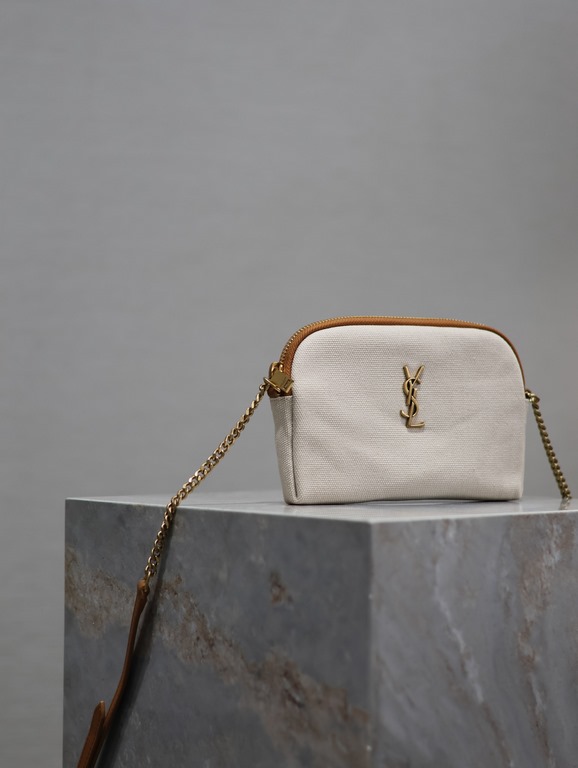 Canvas with Cowhide Gold Buckle-GABY_Chain BagY this shell bag is too good looking Soft and comfortable lambskin, very vintage flavor is also very texture, curved shape exquisite craftsmanship! You can put your keys, lip