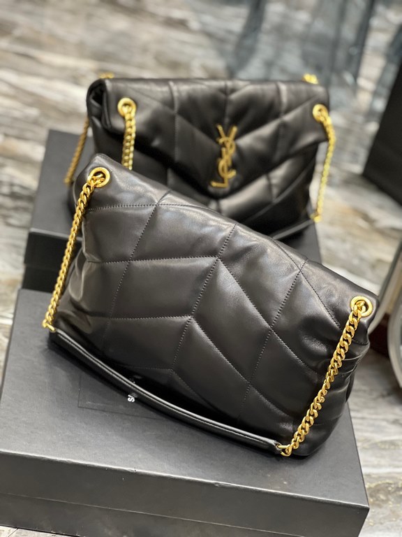 [In stock in seconds]Black with gold buttons-               _ quilted lambskin bag, 100% lambskin production, soft and delicate feel, as if embracing the clouds   like feeling; classic Y family logo, chain and grommet ha