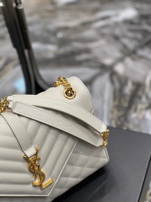 [In stock in seconds]#Envelope #White with Gold BuckleMedium grain embossed quilted leather envelope bagClassic is timeless, beautiful out of the sky V pattern spelling diamond pattern of caviar, Italian cowhide with eye