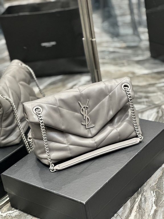 New] Gray with Silver Buckle-Loulou puffer_quilted lambskin bag, 100% lambskin production, soft and delicate feel, as if embracing the clouds   like feeling; classic Y family logo, chain and grommet hardware are made of 