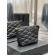 [In stock in seconds]SADE series quilted clutch bag, these days there is no clutch bag are embarrassed to say they are a hipster, right Although there is no shoulder strap, but it can not top its large space and pick up 