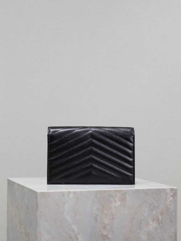 Black Gold Button Caviar_woc small size envelope bag is coming, when it comes to envelope bag, this one from Y family must have the name! The whole bag is made of Italian cowhide leather, with a three-dimensional shape a