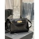 [In stock in seconds]             Black patent leather with gold buckle_Manhattan Manhattan baguette bag counter revamped the latest version of the full leather interior, calling out a sense of high class! It is a change